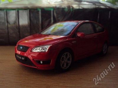 Лот: 353943. Фото: 1. моделька Ford Focus ST. Автомоделизм