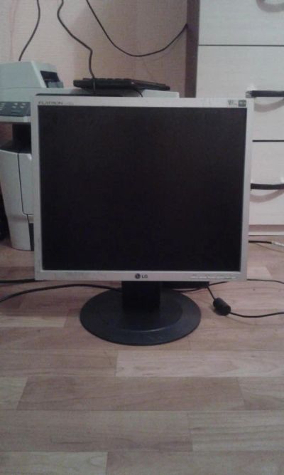 Лот: 6980560. Фото: 1. монитор LG FLAtron l1750s, диагональ... ЖК-мониторы