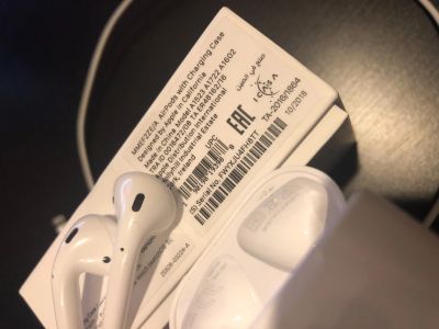 Лот: 13053735. Фото: 1. Apple AirPods Original. Красноярск