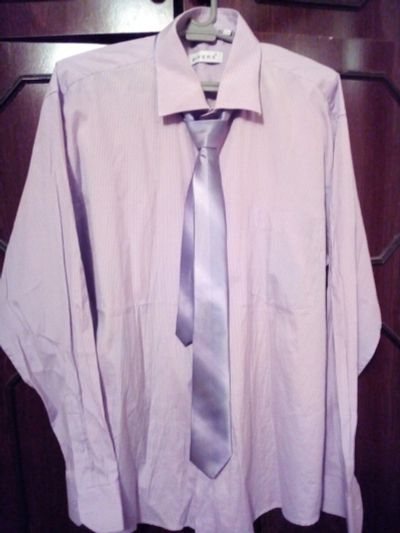Лот: 14978743. Фото: 1. Рубашка с галстуком. Рубашки