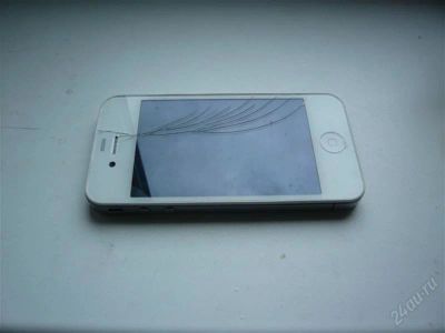 Лот: 1841837. Фото: 1. IPHONE 4G 16G WITE. Смартфоны