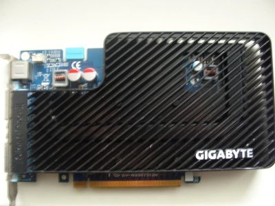 Лот: 11006897. Фото: 1. Видеокарта Gigabyte GeForce 8600... Видеокарты