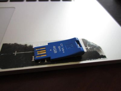 Лот: 4355711. Фото: 1. Kingston DT Mini Slim 4gb. USB-флеш карты