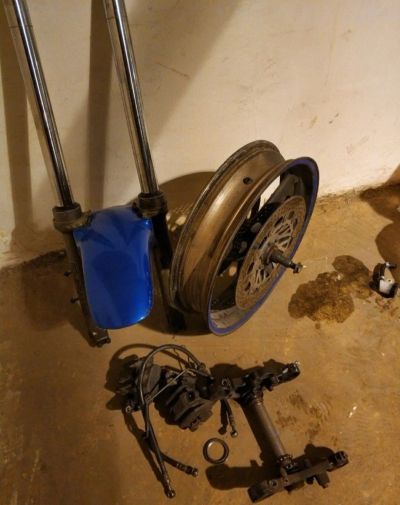 Лот: 15787665. Фото: 1. Вилка Honda CBR 600F3. Запчасти