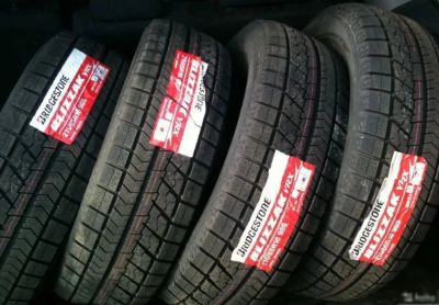 Лот: 19439724. Фото: 1. Шины 215/65 R16 Bridgestone Blizzak... Шины