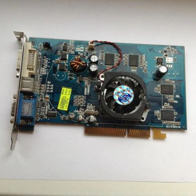 Лот: 9867734. Фото: 1. Видеокарта Saphire ATI Radeon... Видеокарты