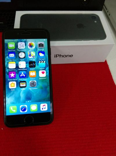 Лот: 13436153. Фото: 1. Apple iPhone 7 128GB jet black... Смартфоны