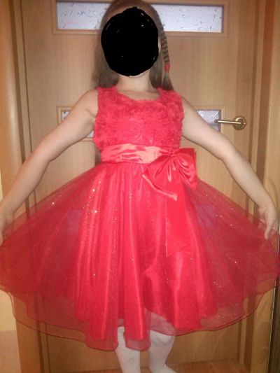 Лот: 8549614. Фото: 1. Нарядное платье!. Платья, сарафаны