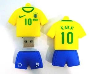 Лот: 3370643. Фото: 1. USB флешка 8 Gb "Футбольная форма... USB-флеш карты