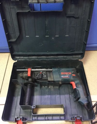 Лот: 20233947. Фото: 1. Перфоратор Bosch GBH 2-26 DRE... Электроинструмент