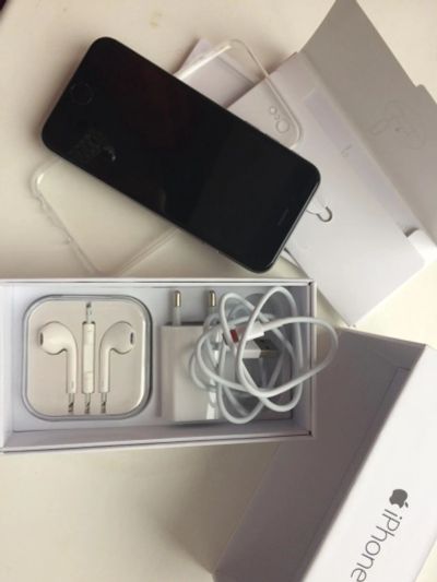 Лот: 9661392. Фото: 1. iPhone 6 16. Смартфоны