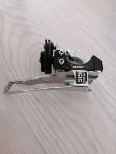 Лот: 19158423. Фото: 1. передний переключатель Shimano... Запчасти