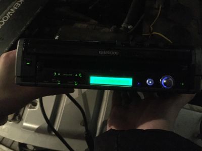Лот: 9124166. Фото: 1. Продам магнитофон kenwood KVT-827DVD. Автомагнитолы