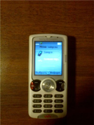 Лот: 9117708. Фото: 1. Sony Ericsson W810i. Читаем Описание... Кнопочные мобильные телефоны