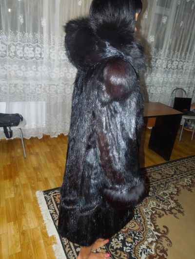 Лот: 5120759. Фото: 1. шуба нутрия. Верхняя одежда