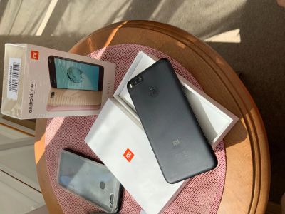 Лот: 14020894. Фото: 1. Xiaomi mi a1. Смартфоны