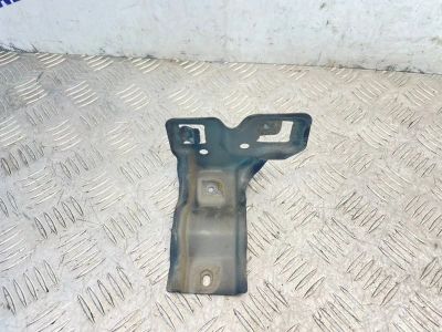 Лот: 25513126. Фото: 1. крепление бампера toyota Corolla... Двигатель и элементы двигателя