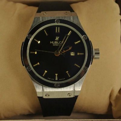 Лот: 9619299. Фото: 1. Наручные часы Hublot №1813. Другие наручные часы