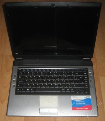 Лот: 806910. Фото: 1. Ноут Roverbook Voyager V555 L. Ноутбуки