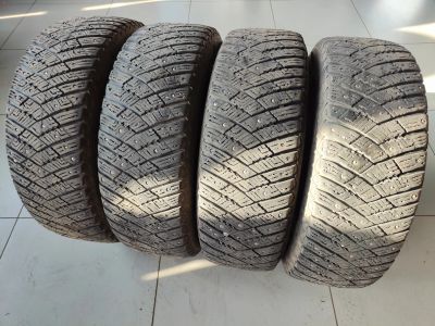 Лот: 25403256. Фото: 1. 225/60 R18 комплект Goodyear Ultragrip... Шины