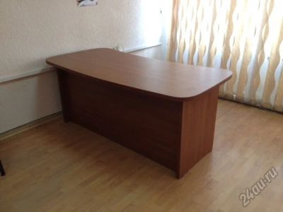 Лот: 5508643. Фото: 1. Cтол офисный солидный (180см). Компьютерные и письменные столы
