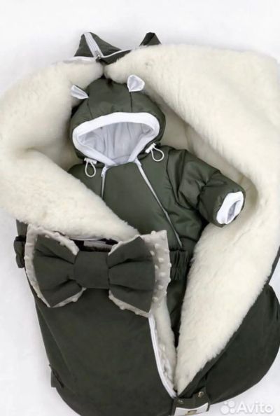 Лот: 20739864. Фото: 1. Зимний комплект на выписку. Костюмы, пиджаки, комбинезоны