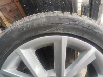 Лот: 19484064. Фото: 1. Шины 4 шт Bridgestone. Шины