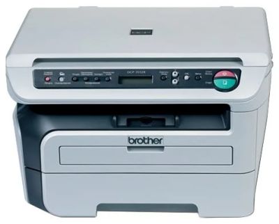 Лот: 3690393. Фото: 1. МФУ Brother DCP-7032R, пробег... МФУ и копировальные аппараты