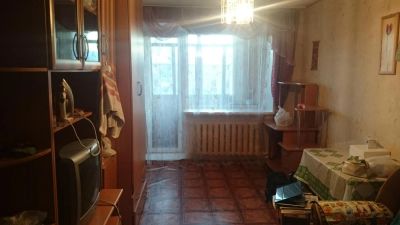 Лот: 2597365. Фото: 1. Сдам девушке комнату в центре... Квартиры, студии