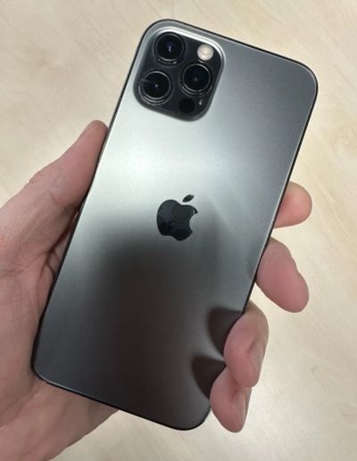 Лот: 19838969. Фото: 1. Apple iPhone 12 Pro 256GB, графитовый. Смартфоны