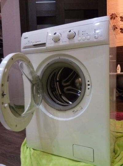 Лот: 8850269. Фото: 1. Стиральная машина Zanussi ZWS... Стиральные машины