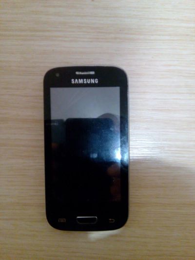 Лот: 6817019. Фото: 1. Samsung i9300. Смотрите другие... Кнопочные мобильные телефоны