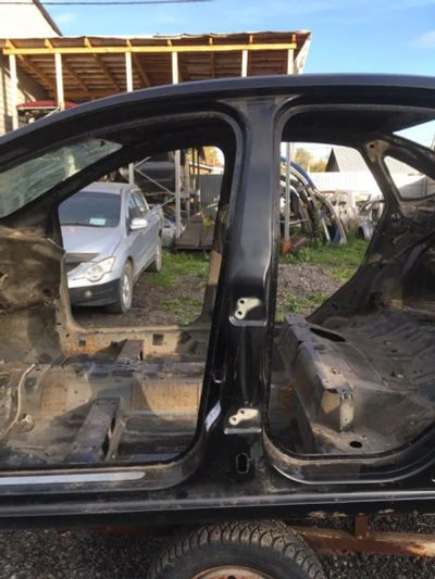 Лот: 21711580. Фото: 1. стойка кузова Ford Focus CB4. Кузов