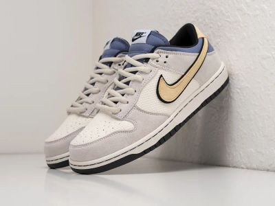 Лот: 24978236. Фото: 1. Кроссовки Nike SB Dunk Low. Кеды, кроссовки, слипоны