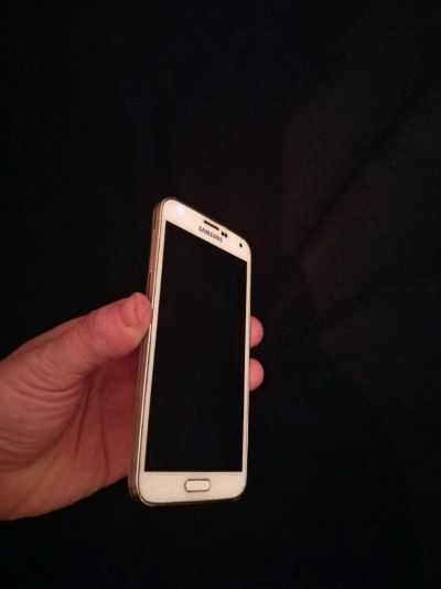 Лот: 9145779. Фото: 1. Samsung galaxy s5. Смартфоны
