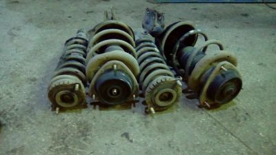 Лот: 8895534. Фото: 1. Стойки бу subaru legacy. Ходовая, подвеска, рулевое управление