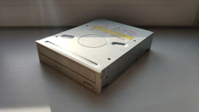 Лот: 17562463. Фото: 1. DVD-привод NEC ND-4550A, IDE... Приводы CD, DVD, BR, FDD