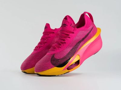 Лот: 24973606. Фото: 1. Кроссовки Nike Air Zoom Alphafly... Кеды, кроссовки, слипоны