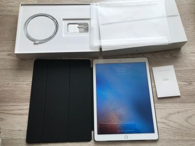 Лот: 12262964. Фото: 1. apple ipad pro 12.9 32GB. Планшеты