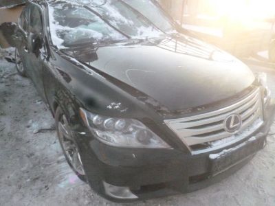 Лот: 10974796. Фото: 1. Lexus LS600hL Левый руль Lexus... Авто в разбор