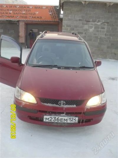Лот: 2403618. Фото: 1. Toyota Corolla Spacio. Автомобили