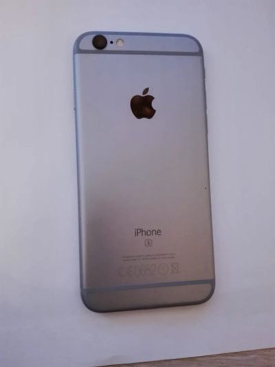 Лот: 11925653. Фото: 1. Apple iPhone 6S 64 ГБ серый ТОРГ. Смартфоны