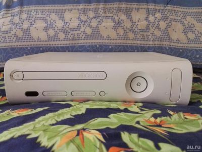 Лот: 8053184. Фото: 1. XBOX 360, с кабелями, прошитый... Игровые приставки, консоли