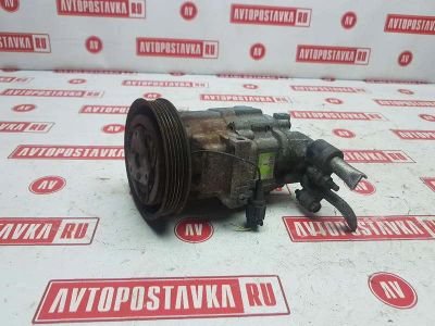 Лот: 20898761. Фото: 1. Компрессор кондиционера Nissan... Двигатель и элементы двигателя