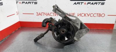Лот: 17777006. Фото: 1. Насос гидроусилителя Subaru Impreza... Двигатель и элементы двигателя