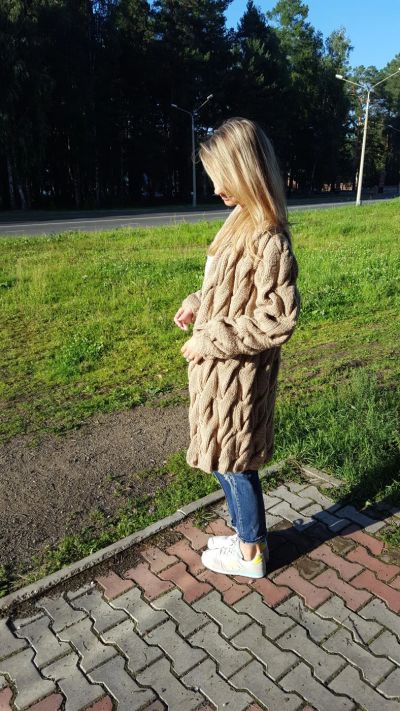 Лот: 7967385. Фото: 1. Кардиган вязаный новый. Другое (женская одежда)