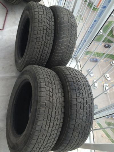 Лот: 7967714. Фото: 1. Dunlop Grandtrek SJ6 215/70R16. Шины