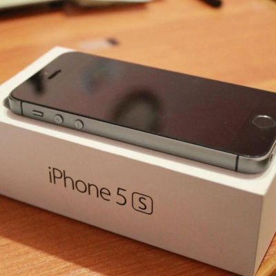 Лот: 16152271. Фото: 1. Apple Iphone 5s. Смартфоны