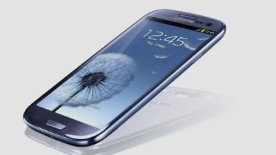 Лот: 3334938. Фото: 1. samsung galaxy s3 gt-9300 blue. Смартфоны