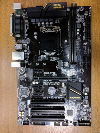 Лот: 12996201. Фото: 1. Материнская плата Gigabyte GA-H110-D3. Материнские платы
